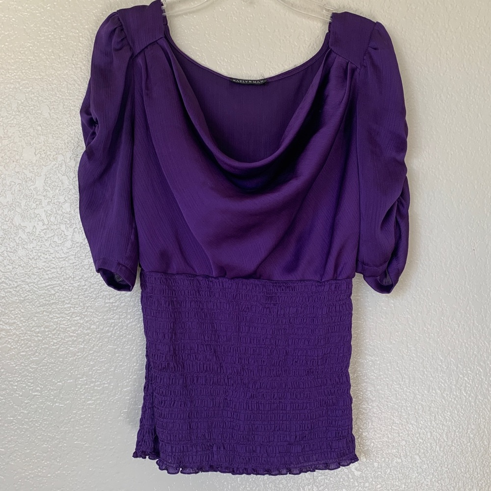 Kaelyn Max top with puff sleeves size S